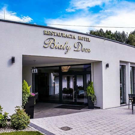 Hotel Bialy Dom ريبنيك المظهر الخارجي الصورة